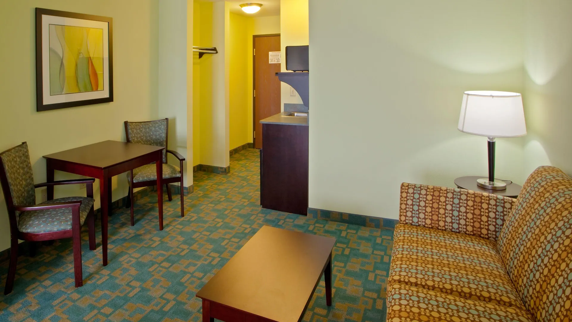 8 Top-Rated Central Hotels in Washington D.C. Area