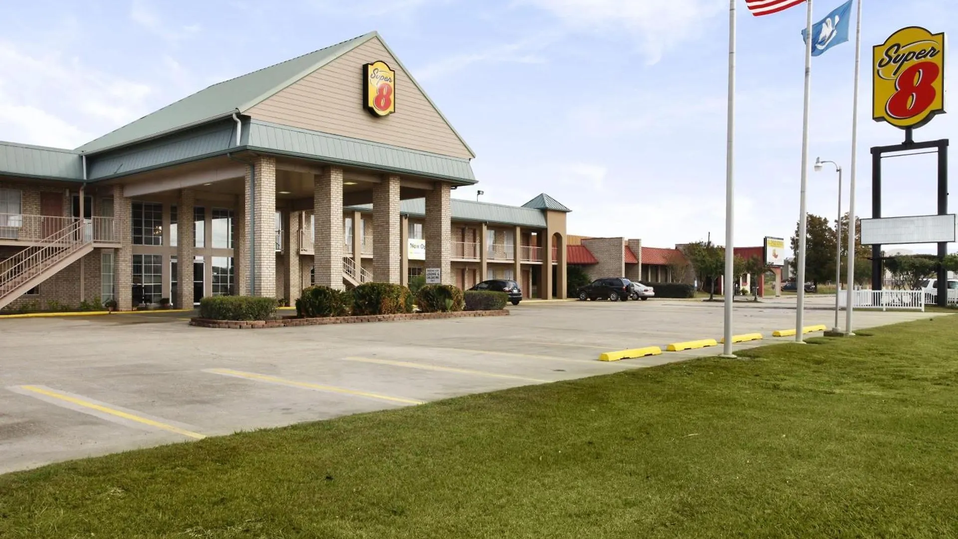 Staying in the US: 15 Super 8 By Wyndham Hotels Compared