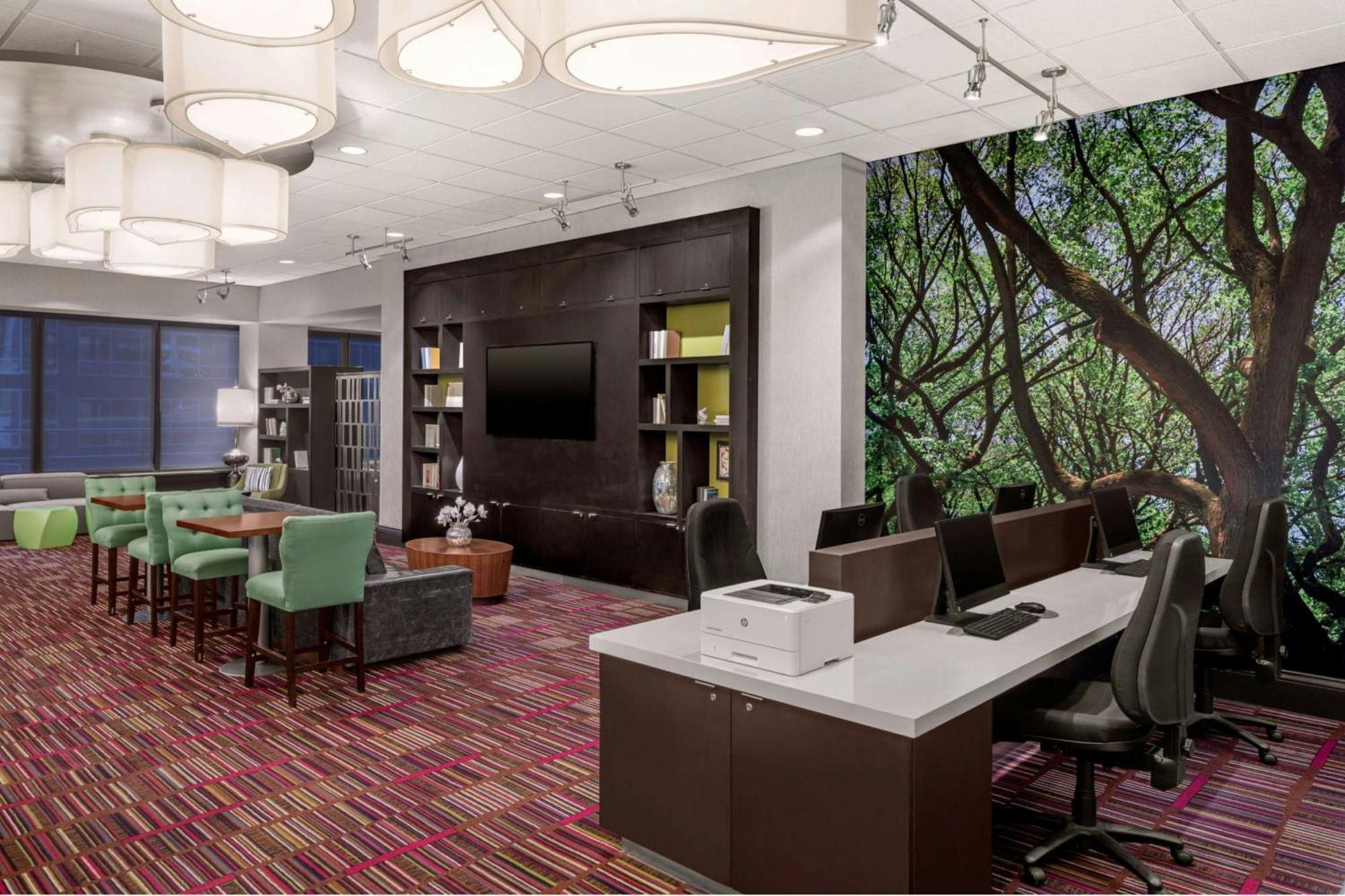 Staying Near the Empire State Building: 6 Courtyard Hotels Compared